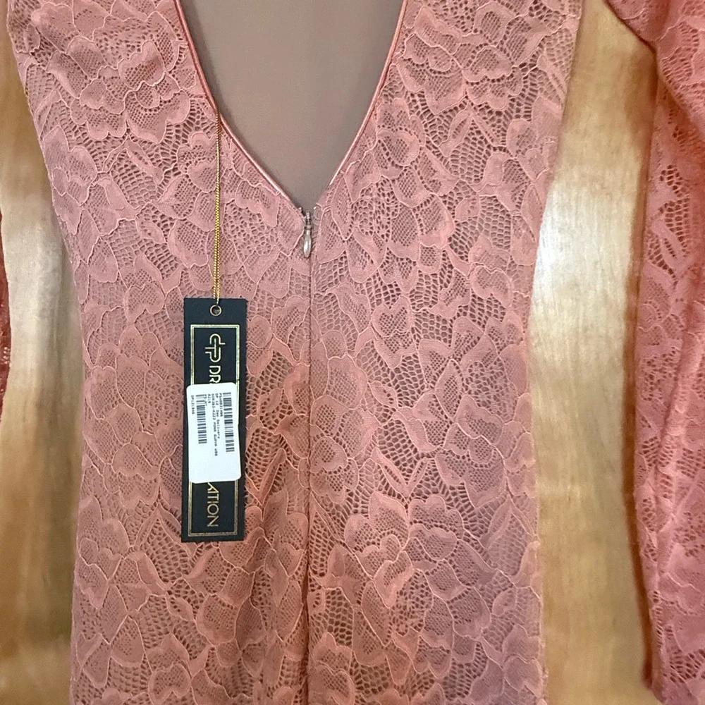 Dress - Picture 6 of 7